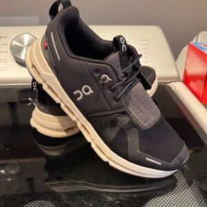 On Running Boys Black Sneakers